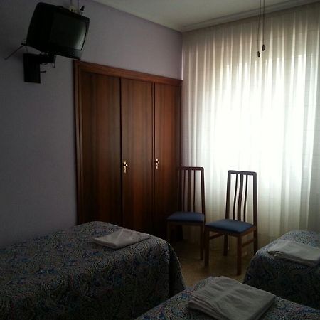 Pension Cinco Villas Логроньо Экстерьер фото