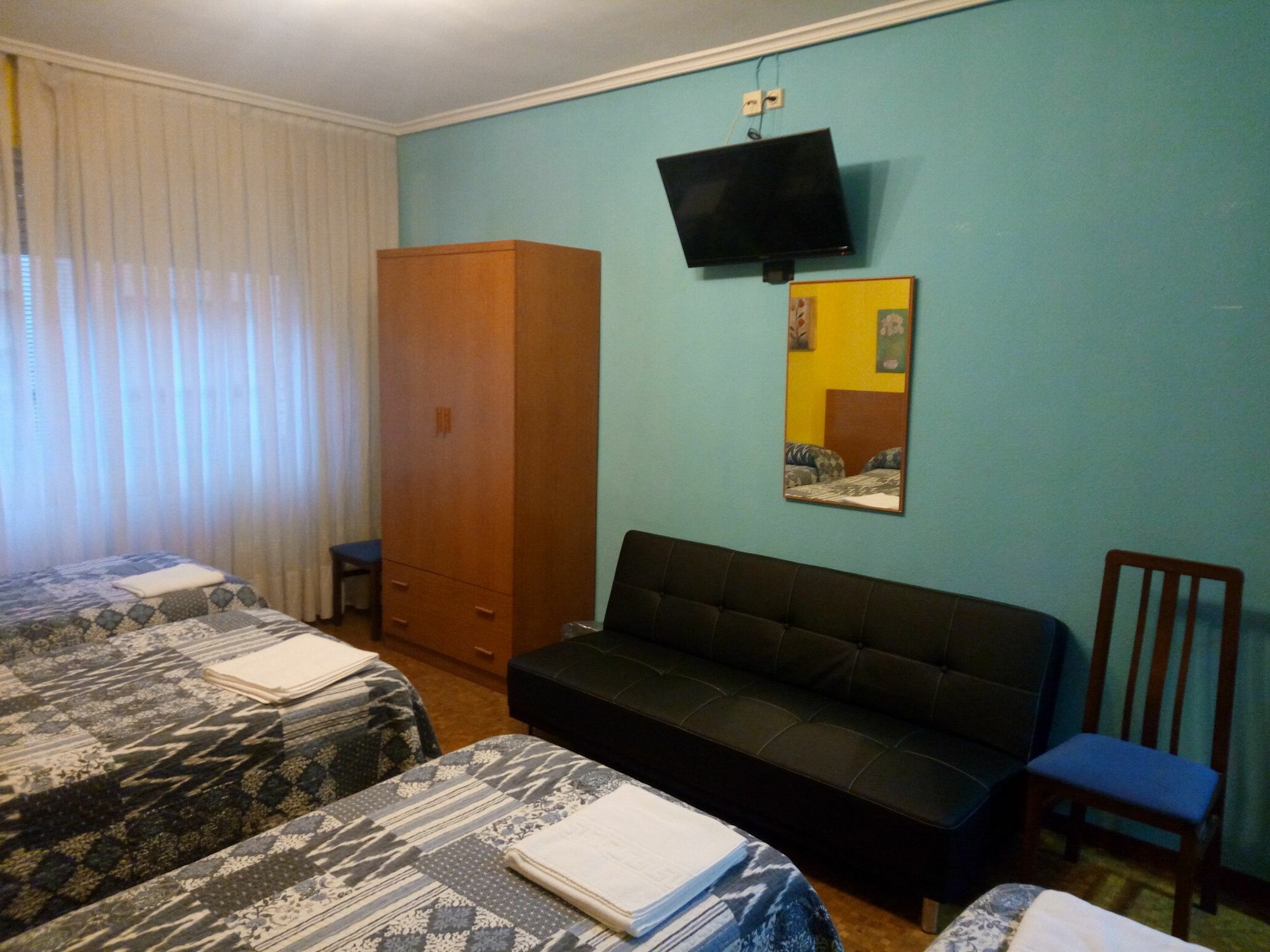 Pension Cinco Villas Логроньо Экстерьер фото